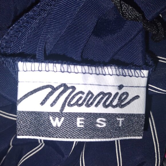 Size 3 - 2-Piece Set - Navy Blue with Cream Double Pinstripes - Picture 6 of 8